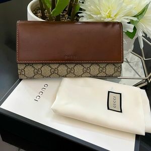 Gucci Supreme leather canvas wallet